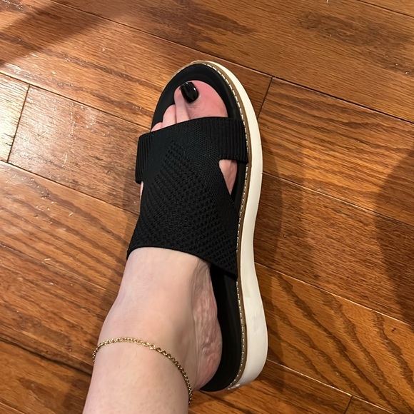 Cole Hahn Sandals - Picture 6 of 7